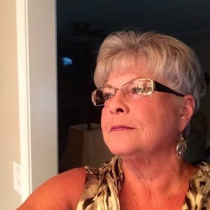 Meet your Posher, Marsha